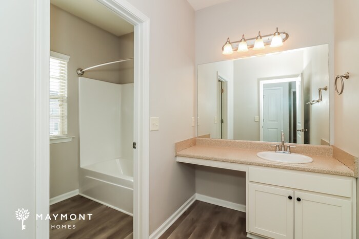 Building Photo - 30 Howard Ave