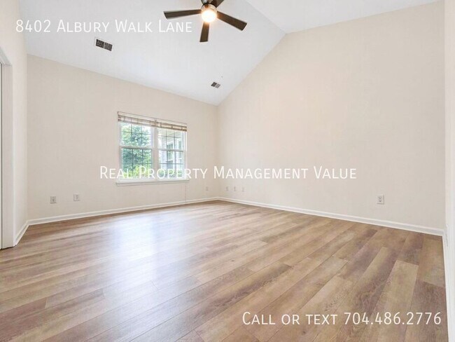 Building Photo - 8402 Albury Walk Ln