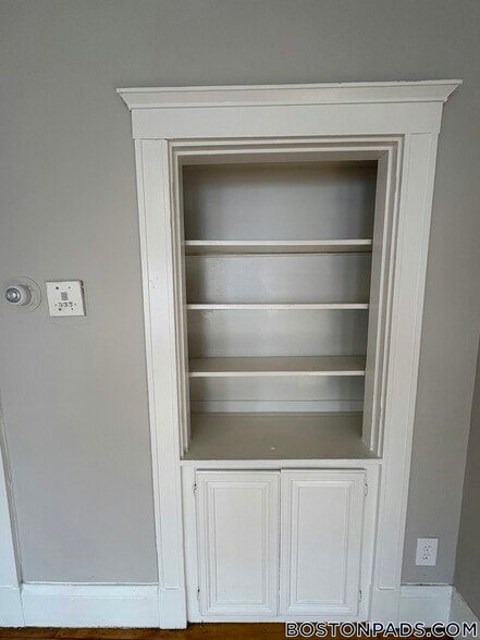 Building Photo - 2 Kingsley Terrace