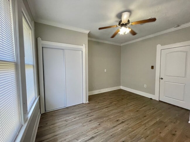 Building Photo - 1897 Harrison Ave