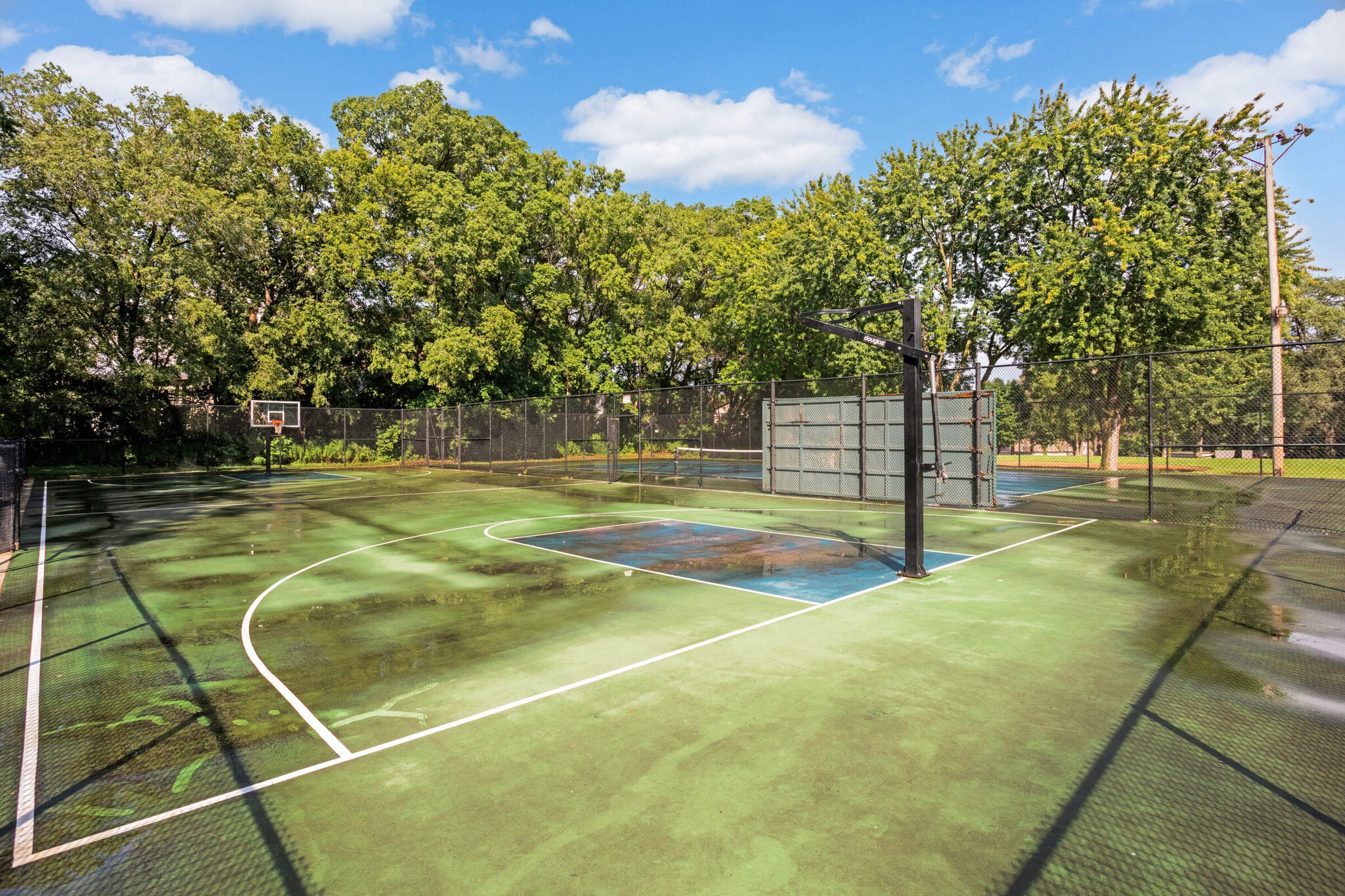 Sandcastle Park - 2525 Maple Ln