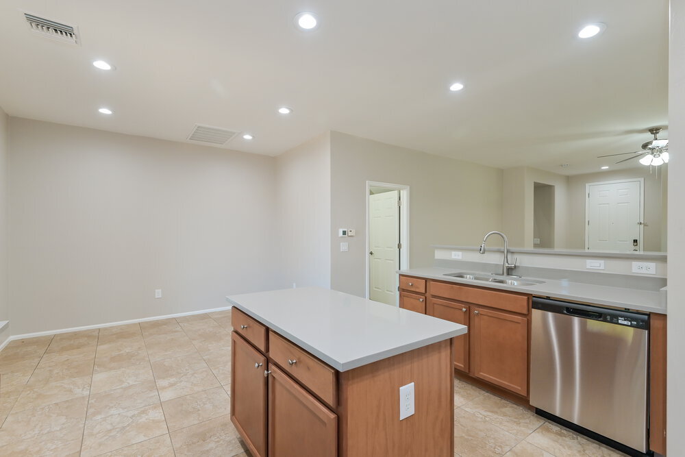 Building Photo - 6851 W Leeward Cove Way