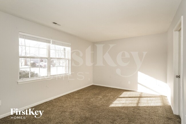 Building Photo - 11824 Shannon Pointe Rd