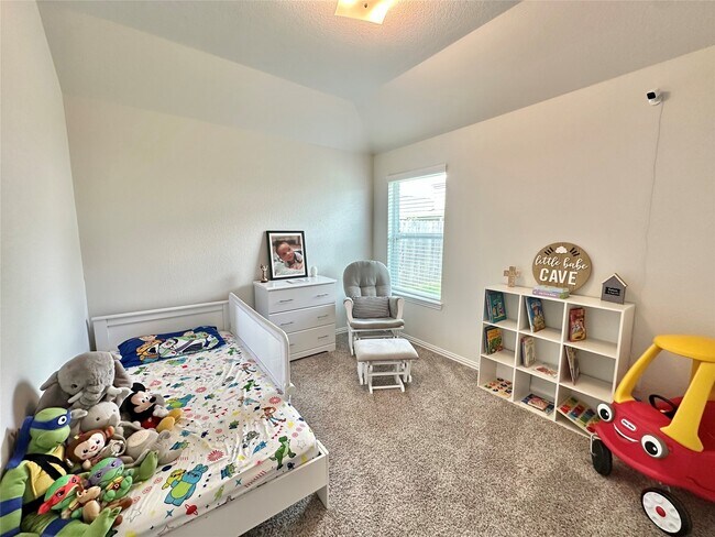 Building Photo - 5340 Camerford Ct