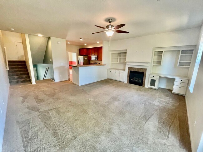 Building Photo - 12947 NW Clement Ln