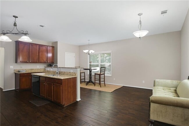 Building Photo - 5296 Lexmark Cir