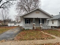 Building Photo - Coming soon! Freshly painted!