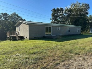 Building Photo - Private 3-Bedroom Home on Hideaway Mountai...