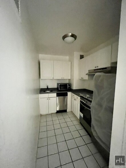 Building Photo - EAST 36 STREET