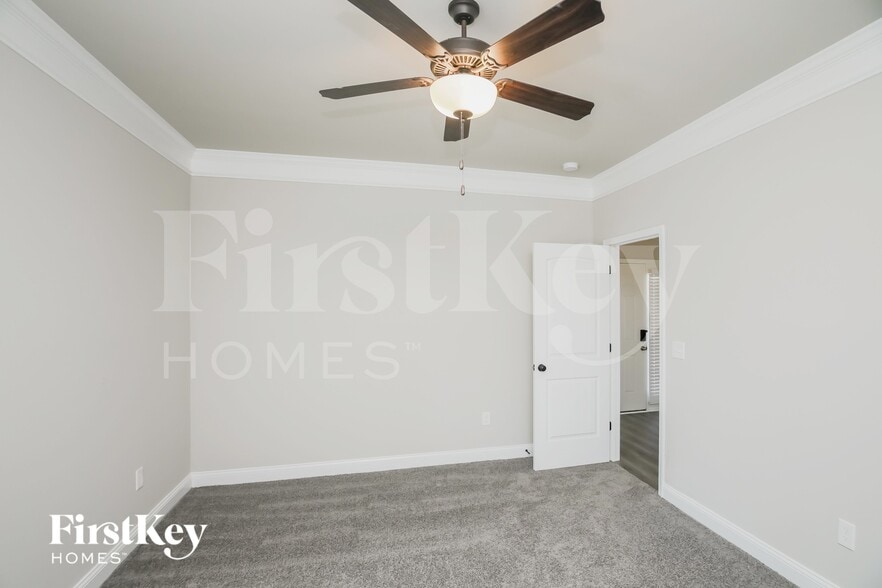 Building Photo - 113 Cranbrooke Ln