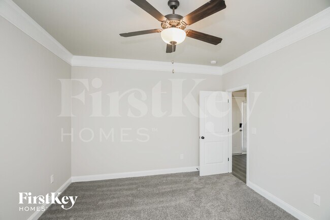 Building Photo - 113 Cranbrooke Ln