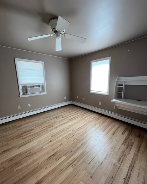 2nd bedroom - 17 Arnold St