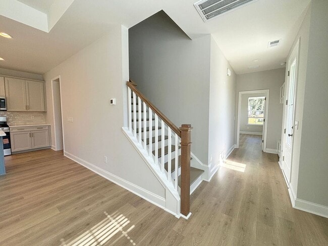Building Photo - Available now. Beautiful 3 BR/2.5 BA New C...