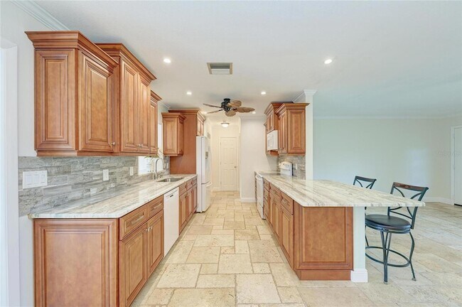 Building Photo - 1307 Primrose Rd