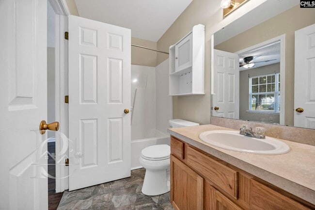 Building Photo - 41 Providence Manor Ct