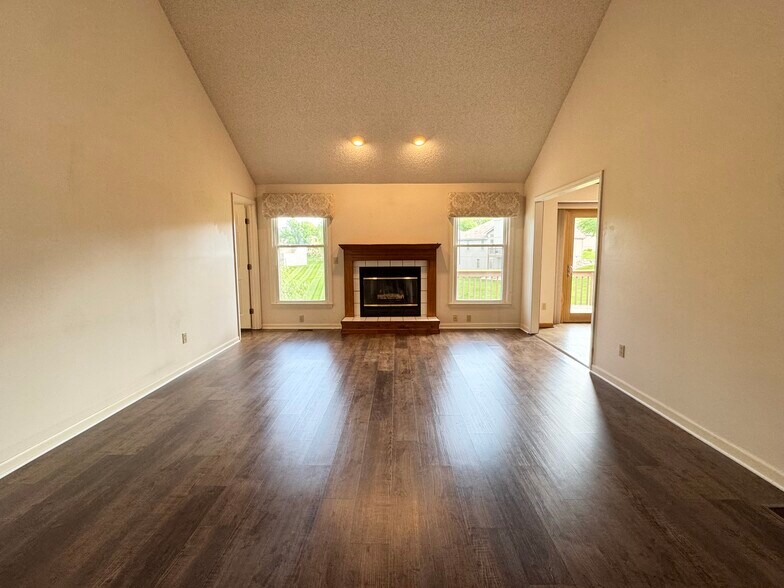 Building Photo - 5308 NW 85th St