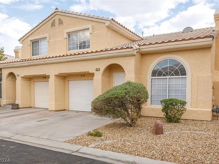 Building Photo - 8437 Majestic View Ave