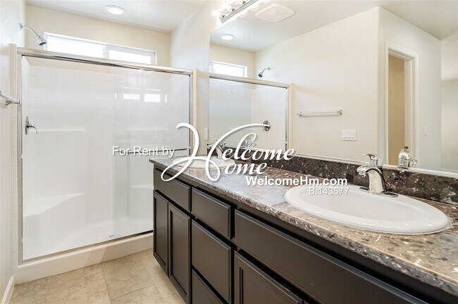 Building Photo - Beautiful Capital Village Home