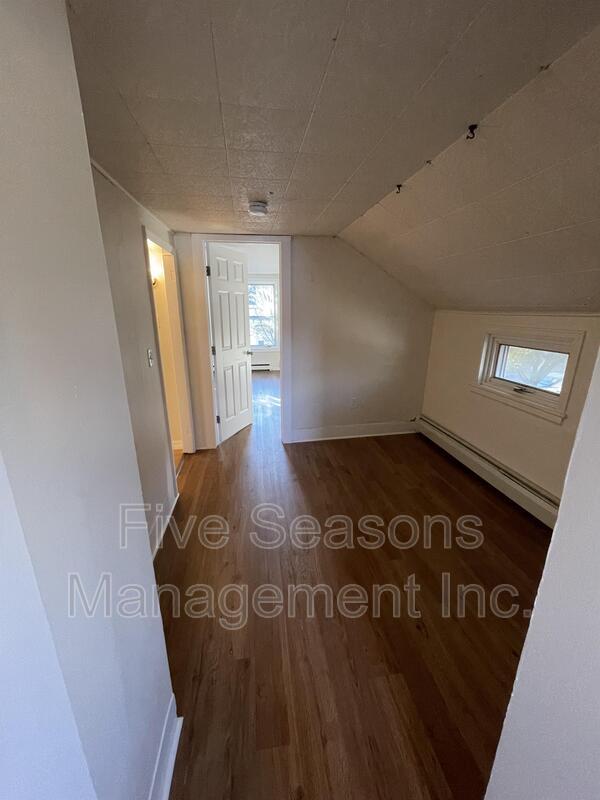 Building Photo - 70 North St