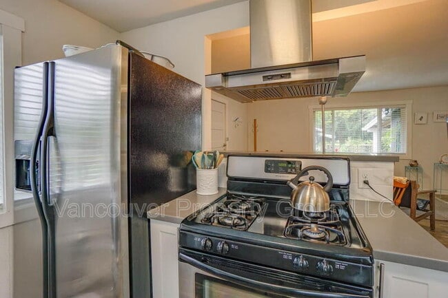 Building Photo - 1206 Grand Blvd