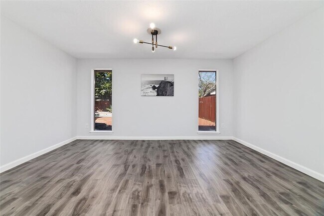 Building Photo - 22122 Woodrose Dr