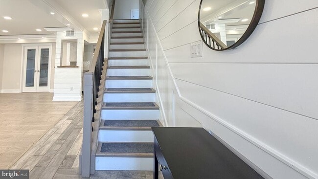 Building Photo - 10 Cedarbrook Dr