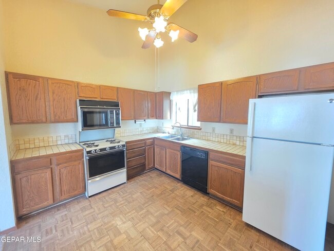Building Photo - 222 Canyon Terrace Dr