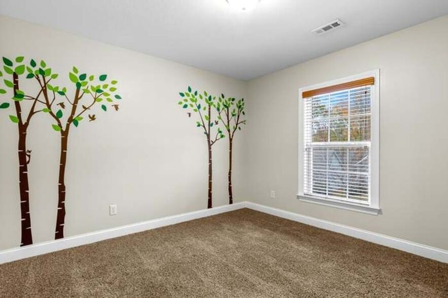 Building Photo - 7160 Neville Dr