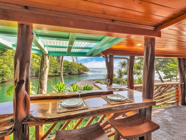 Building Photo - Oceanfront Estate: The Honolii Hale