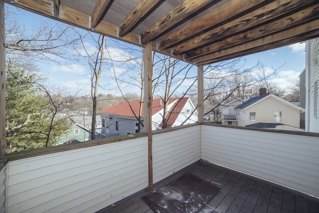 Building Photo - 10 Duffley Ct