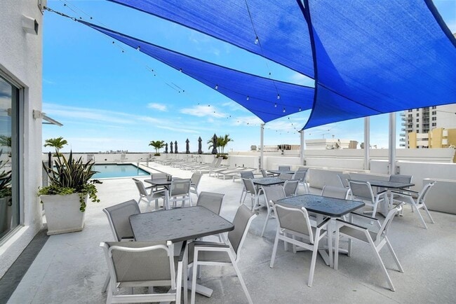 Building Photo - 1830 Radius Dr