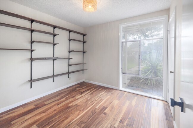 Building Photo - 5304 Halwill Pl