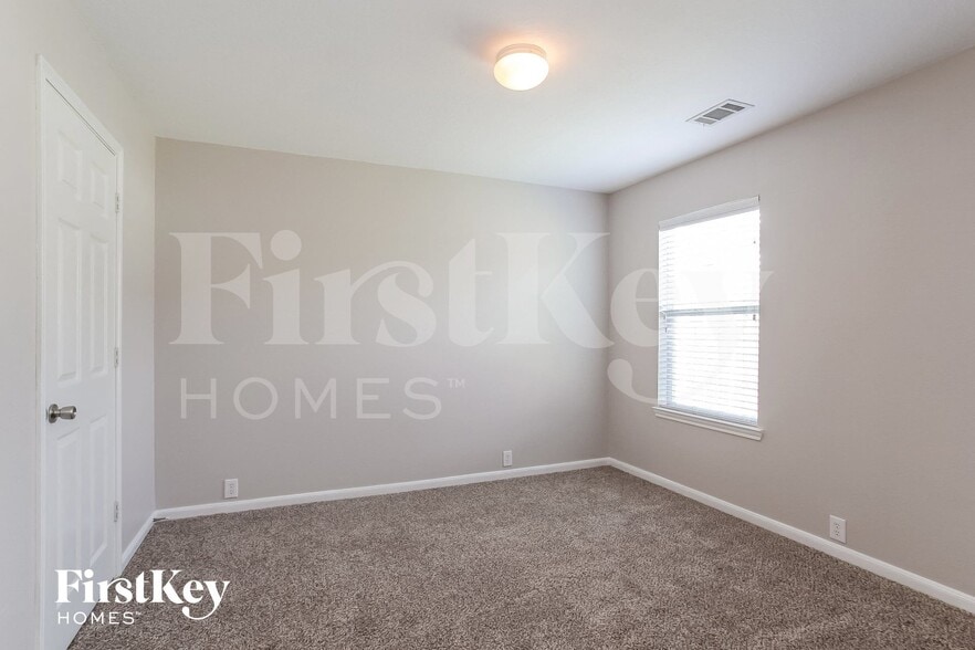 Building Photo - 4750 Markham Woods Ct