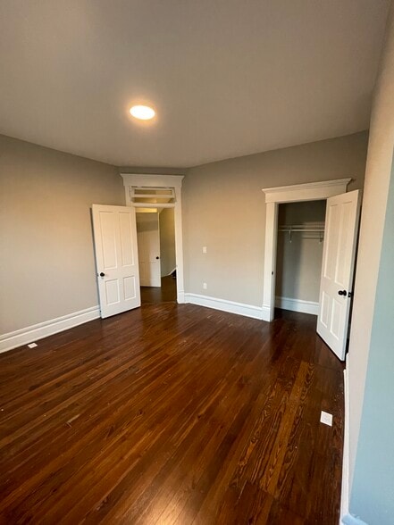 Bed 3 - 501 Saint Clair Ave