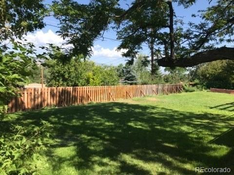 Building Photo - 33 Skyline Dr