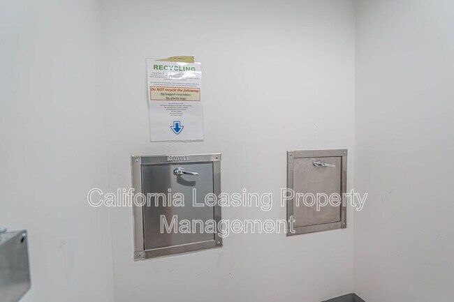 Building Photo - 26701 McBean Pkwy