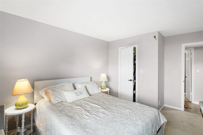 Building Photo - 3525 Sage Rd