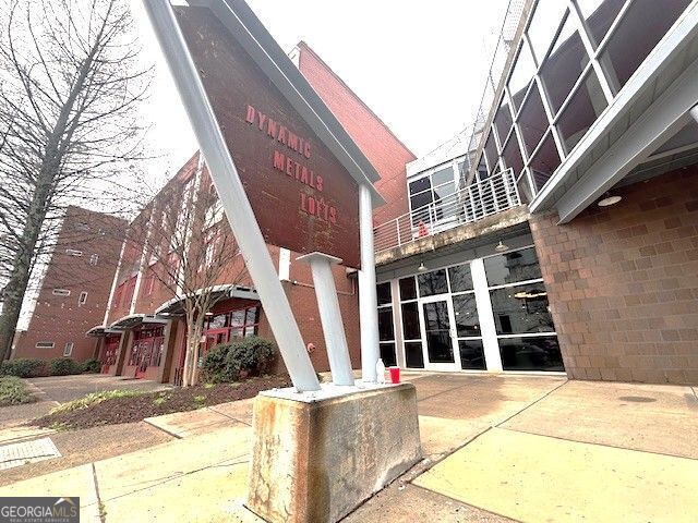 Building Photo - 572 Edgewood Ave NE