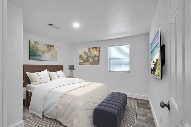 Building Photo - 1607 Butternut Ln