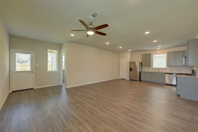 Building Photo - 13856 Goldeye Dr