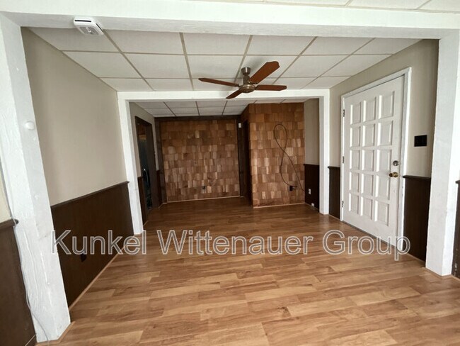 Building Photo - 111 Kassing Ave