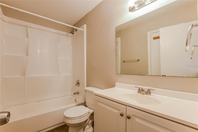 Building Photo - 2997 Moore Dr