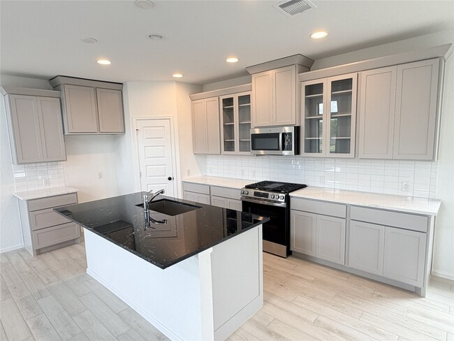 Building Photo - 10702 Ursa St