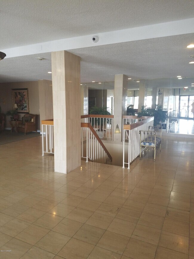 Building Photo - 1415 Ocean Shore Blvd