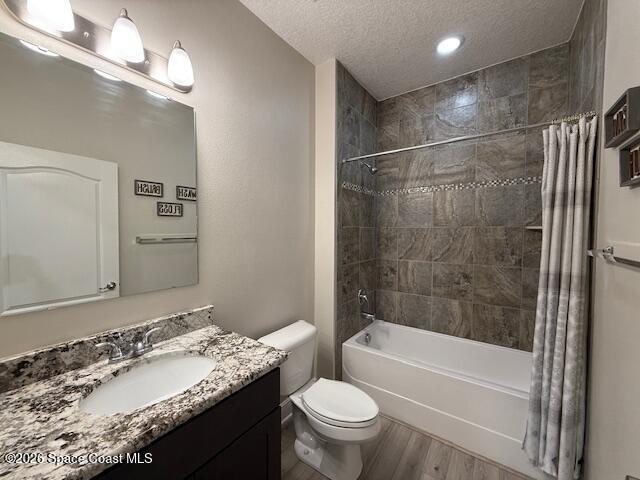 Building Photo - 4570 Hebron Dr