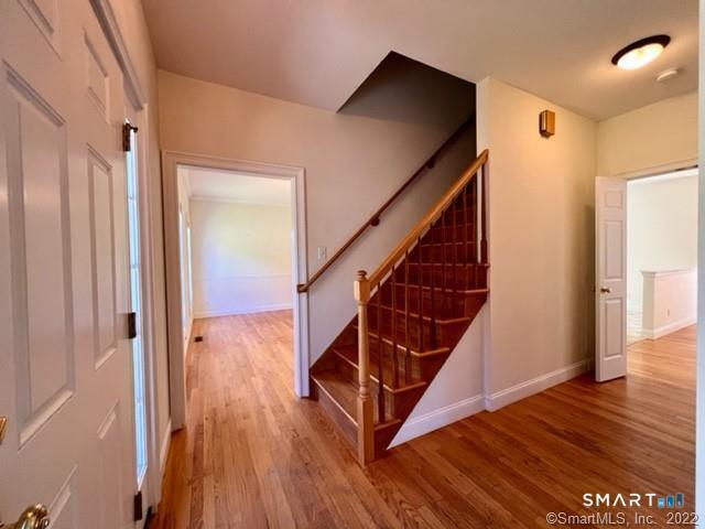 Building Photo - 242 Upper Pattagansett Rd