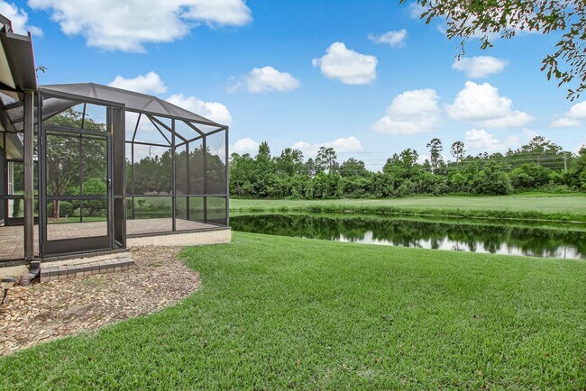 Building Photo - Lake  & Golf Course View Home in North Hampton
