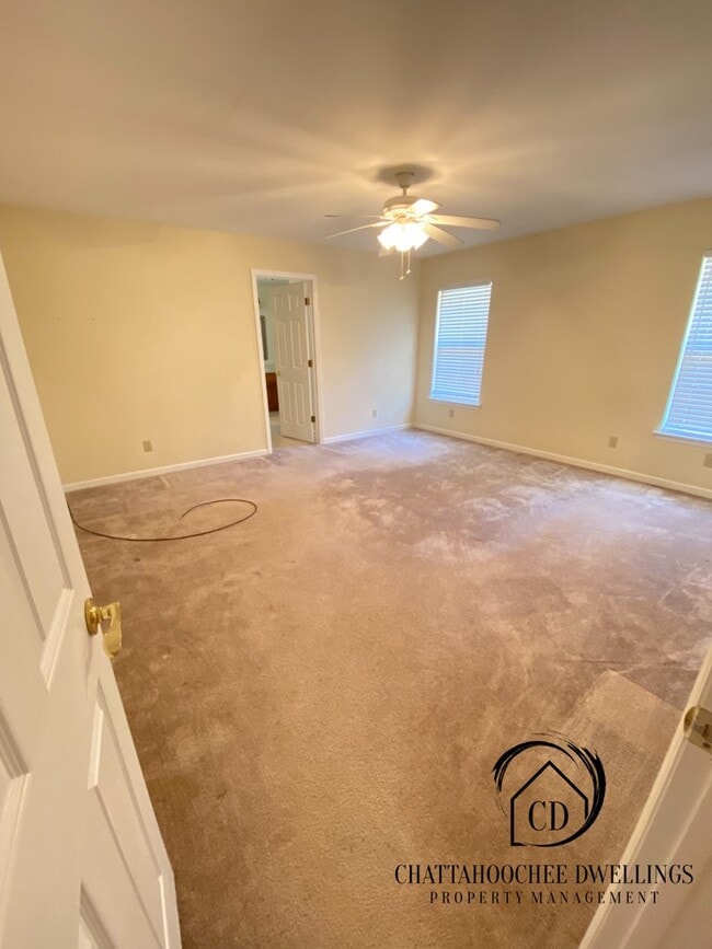 Building Photo - 322 Wright Oaks Ct