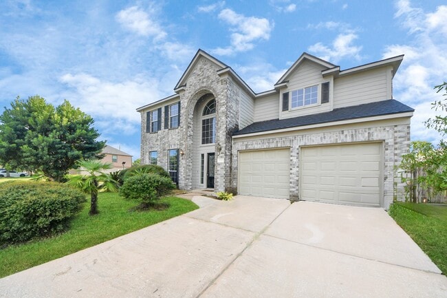 Building Photo - 17303 Quiet Grove Ln