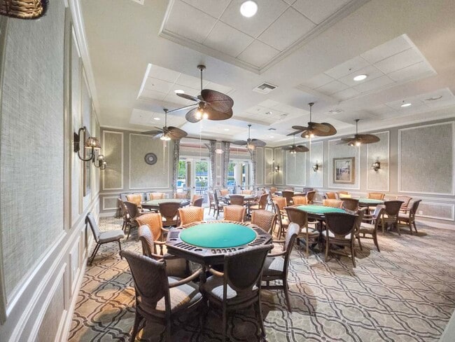 Building Photo - 5058 Glenville Dr